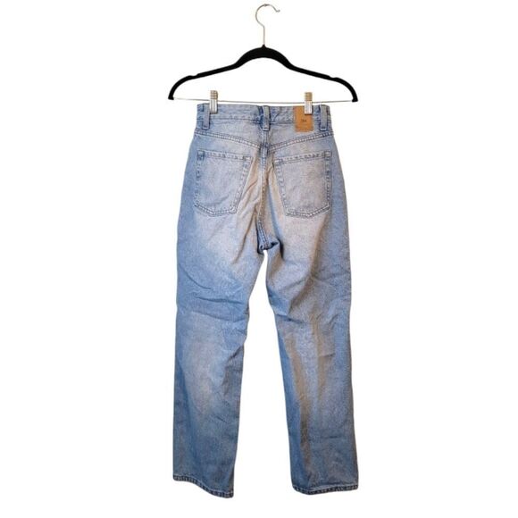 Zara Women's Light Wash High Rise Mom Jeans Size US 0 - Picture 2 of 6